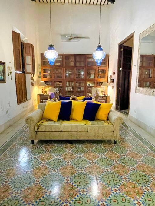 House Dzalbay Santa Lucia With Hot Tub Villa Merida Ngoại thất bức ảnh