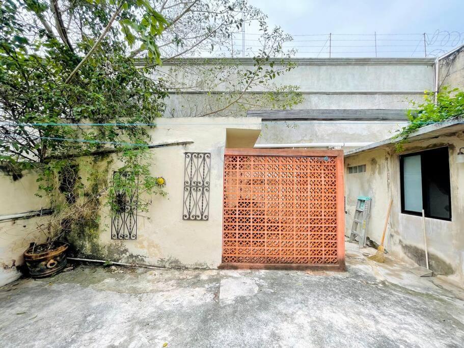 House Dzalbay Santa Lucia With Hot Tub Villa Merida Ngoại thất bức ảnh