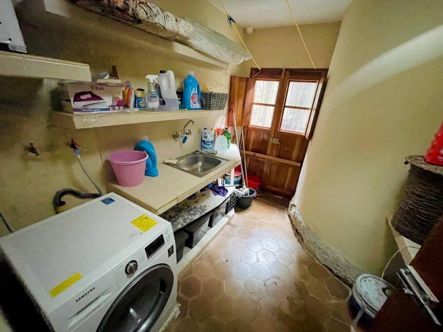 House Dzalbay Santa Lucia With Hot Tub Villa Merida Ngoại thất bức ảnh