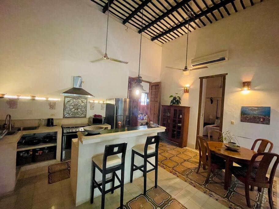 House Dzalbay Santa Lucia With Hot Tub Villa Merida Ngoại thất bức ảnh